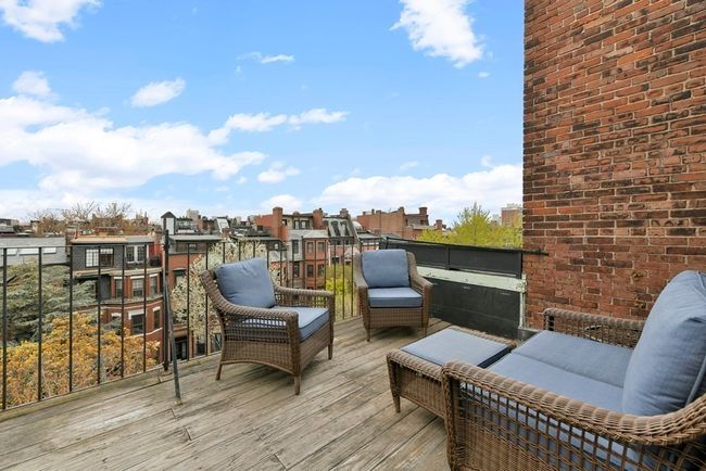 APT-4 - 382 Marlborough St, Condo with 3 bedrooms, 2 bathrooms and 1 parking in Boston MA | Image 21