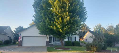 355 E Titanium Ct, Post Falls, ID, 83854-6680 | Card Image