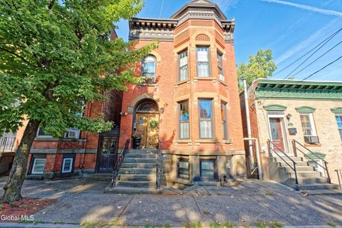 301 8th St, Troy, NY, 12180-2301 | Card Image