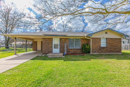 619 Dejay St, Fairfield, TX, 75840-2012 | Card Image