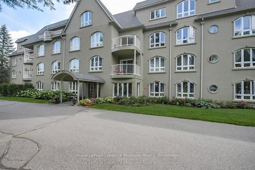 401-31 Dairy Lane, Huntsville, ON, P1H1T4 | Card Image