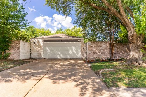 3514 Vineyard Dr, Houston, TX, 77082-1328 | Card Image