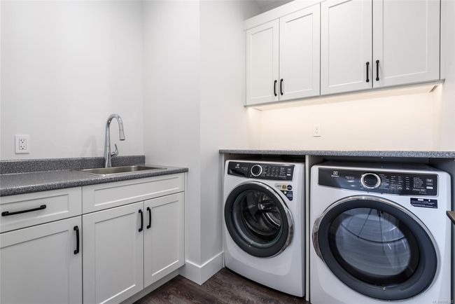 2876 Carlisle Lane, House other with 3 bedrooms, 2 bathrooms and 4 parking in Cumberland BC | Image 7
