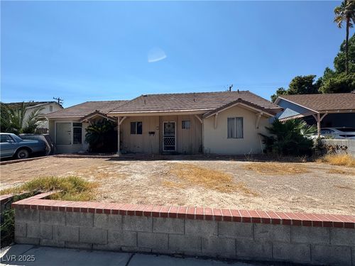 4913 Churchill Ave, Las Vegas, NV, 89107-2714 | Card Image