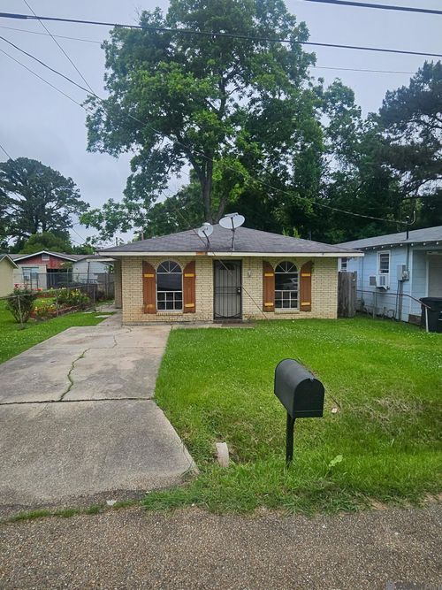 4725 Stearns St, Baton Rouge, LA, 70811-5570 | Card Image