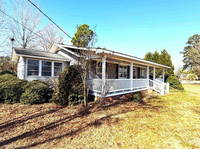 1803 School Dr, House other with 2 bedrooms, 1 bathrooms and 3 parking in Scranton SC | Image 36