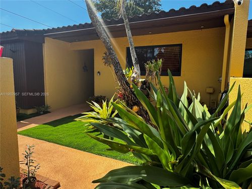 8720 Sw 148th Pl, Miami, FL, 33193-1501 | Card Image