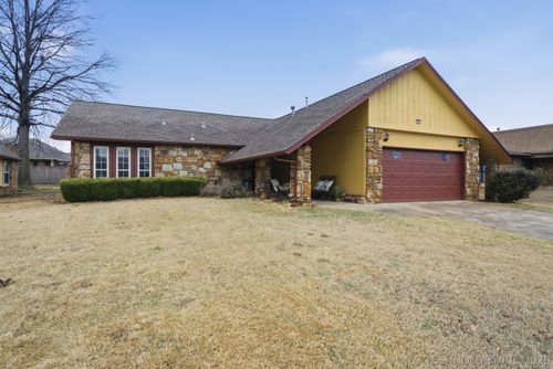 925 W Seminole St, Tulsa, OK, 74127-2728 | Card Image