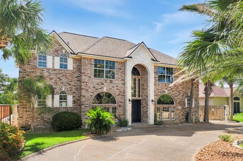 6302 Grandvilliers Dr, Corpus Christi, TX, 78414-6066 | Card Image