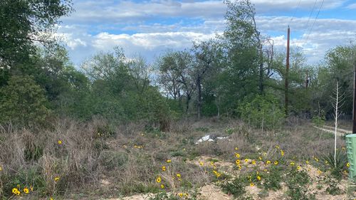 1823 Comal Cv, San Antonio, TX, 78264-4227 | Card Image