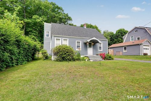 140 Emmett Ave, Derby, CT, 06418-1232 | Card Image