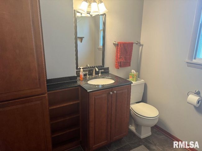 1345 W Woodside Dr, House other with 3 bedrooms, 3 bathrooms and null parking in Dunlap IL | Image 40