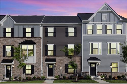 115 Mossy Oak Dr, Moon/Crescent Twp, PA, 15108 | Card Image