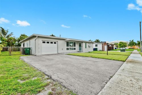 2241 Sw 67th Way, Miramar, FL, 33023 | Card Image