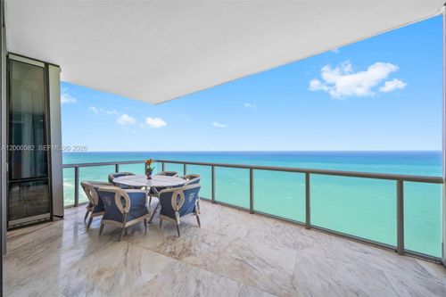 ph4406-17121 Collins Ave, Sunny Isles Beach, FL, 33160 | Card Image