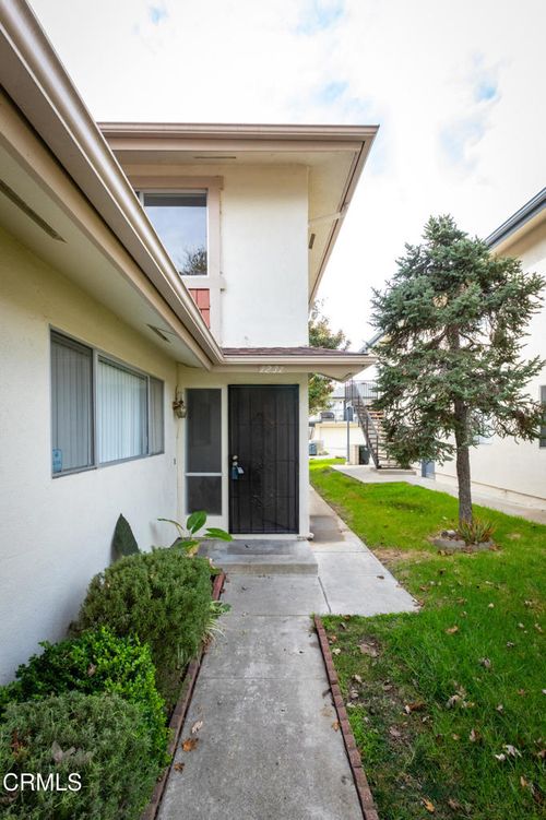 1231 Saratoga Ave, Ventura, CA, 93003-5815 | Card Image