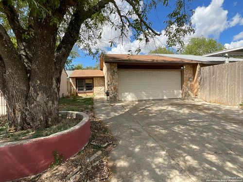 7919 Broadwick, San Antonio, TX, 78239-3345 | Card Image