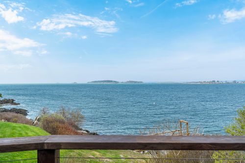 11 Edal Heights Rd, Bailey Island, ME, 04003-2571 | Card Image