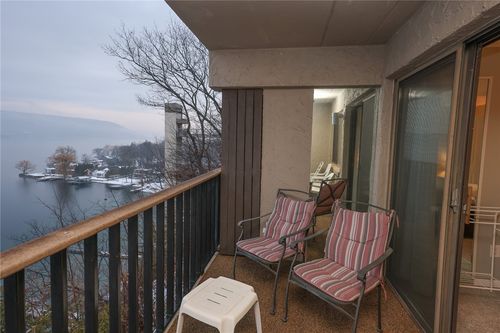 16 Cliffside Dr, Canandaigua, NY, 14424 | Card Image
