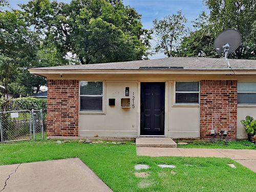 1215 Lowe St, Fort Worth, TX, 76110-3950 | Card Image