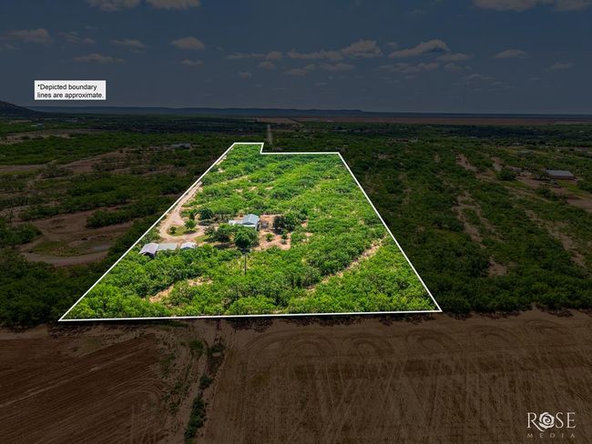 11483 N Grape Creek Rd, House other with 3 bedrooms, 3 bathrooms and 2 parking in San Angelo TX | Image 45