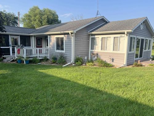 10515 Old Y Rd, Mazomanie, WI, 53560-9646 | Card Image