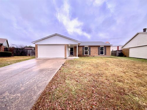 3732 Sugarberry Dr, Mesquite, TX, 75150-4535 | Card Image