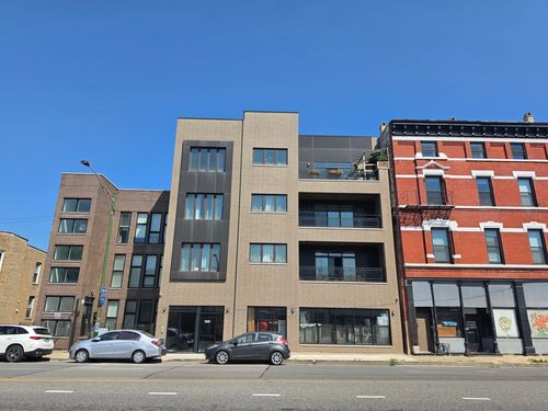 2b-2910 Archer Ave, Chicago, IL, 60608-5521 | Card Image