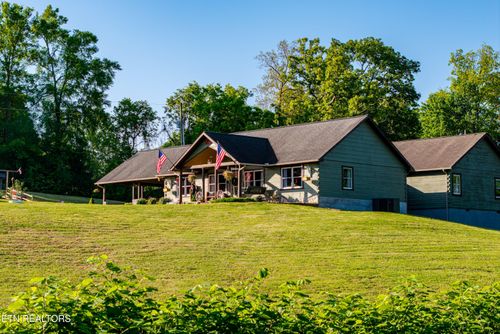 818 Highway 360, Vonore, TN, 37885-2853 | Card Image