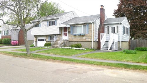 23 Batchelder Ave, Peabody, MA, 01960-6611 | Card Image