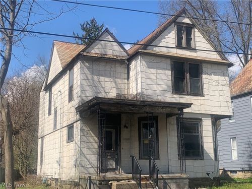 636 E Perry Street, Salem, OH, 44460 | Card Image