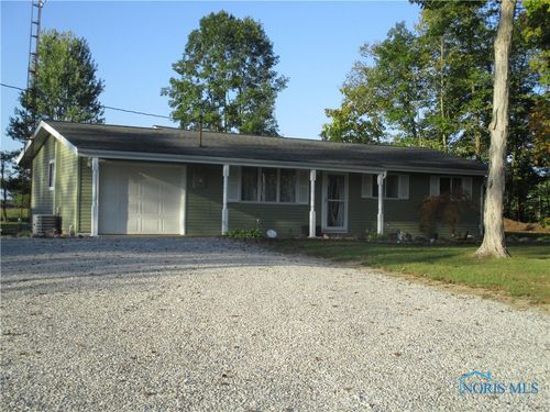 213 Navajo Trl, Montpelier, OH, 43543-9429 | Card Image