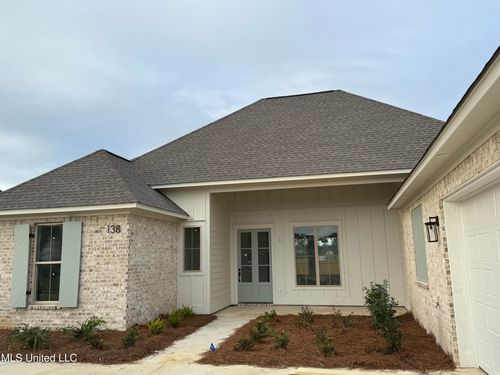 138 Coventry Ln, Canton, MS, 39046-6610 | Card Image