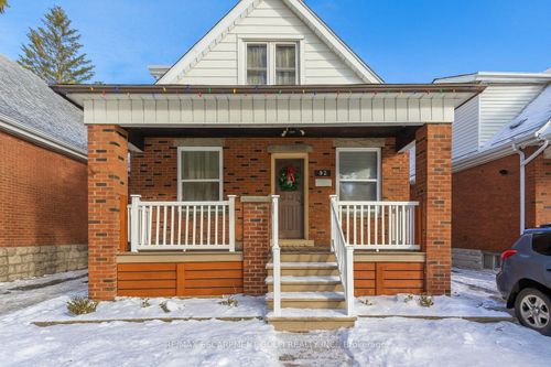 92 Huxley Ave S, Hamilton, ON, L8K2P8 | Card Image