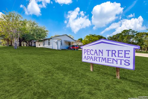 3-131 Howard Ln, Bandera, TX, 78003-3596 | Card Image