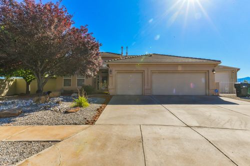 4901 Sundance Ct Ne, Rio Rancho, NM, 87144-8585 | Card Image