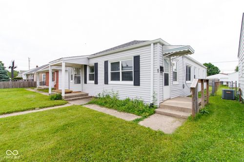63 3rd Ave, Beech Grove, IN, 46107-1804 | Card Image