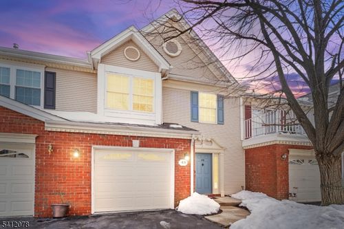 48 Sapphire Ln, Franklin Park, NJ, 08823-1632 | Card Image