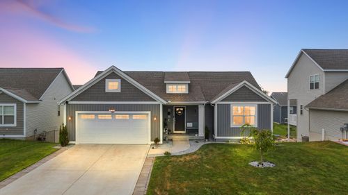 3817 Elderberry Dr, Holland, MI, 49424 | Card Image