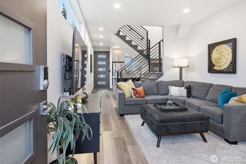 a-5620 California Ave Sw, Seattle, WA, 98136-1515 | Card Image