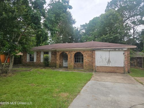 2307 W Park Dr, Gautier, MS, 39553-6539 | Card Image