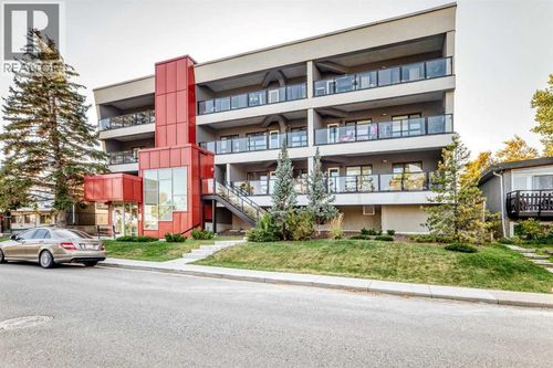 1629 38 St Sw, Calgary, AB, T3C1T8 | Card Image