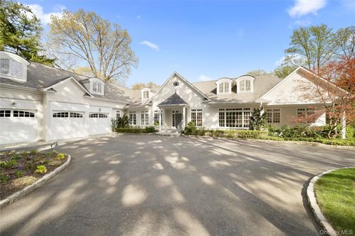 17 Hilldale Ln, Sands Point, NY, 11050-1208 | Card Image