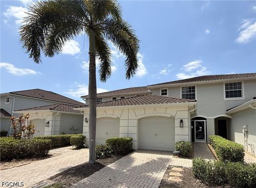 8584 Athena Ct, LEHIGH ACRES, FL, 33971-3752 | Card Image