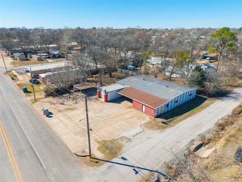 500 S Texas St, De Leon, TX, 76444-1950 | Card Image