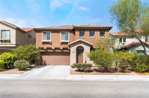 1916 W Hammer Ln, North Las Vegas, NV, 89031-0745 | Card Image