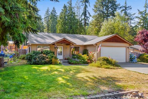 3963 Brook Ln Nw, Bremerton, WA, 98312-9601 | Card Image