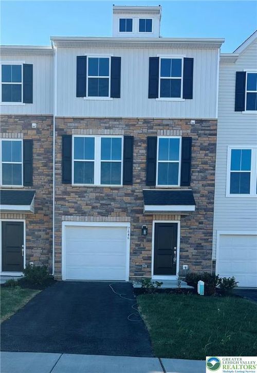 7646 Clayton Ave, COOPERSBURG, PA, 18036-8748 | Card Image