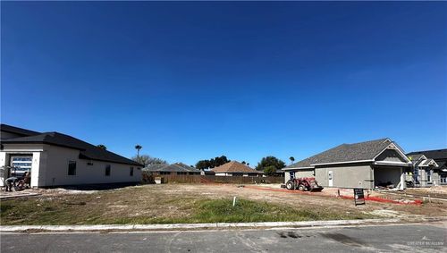 802 La Laguna Rd, Mission, TX, 78572-1309 | Card Image