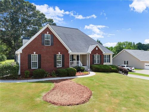 27 Kendall Creek Dr, Jefferson, GA, 30549-2495 | Card Image